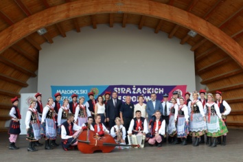 Łapanowianie i Siemiechowianie najlepsi podczas Małopolskiego Przeglądu Zespołów Artystycznych