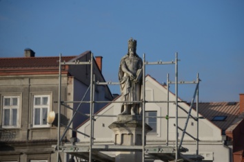 Wkrótce renowacja pomnika Kazimierza Wielkiego