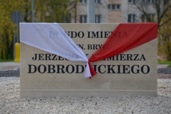 Nadano imię rondu na osiedlu Niepodległości